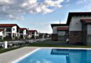Piscina Theodora Golf Club, un refugiu fantastic în natură pentru zilele fierbinți de vară