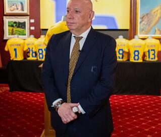 De „Noaptea Muzeelor”, la Galeriile Artmark e „Noaptea Legendelor”! Vezi legendele din artă, sport și showbiz și poți câștiga tricourile „Naționala Culturii”