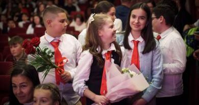 Excelența în educație a fost premiată la Sebeș. 80 de cadre didactice și 372 de elevi au fost felicitați în cadrul unui eveniment festiv